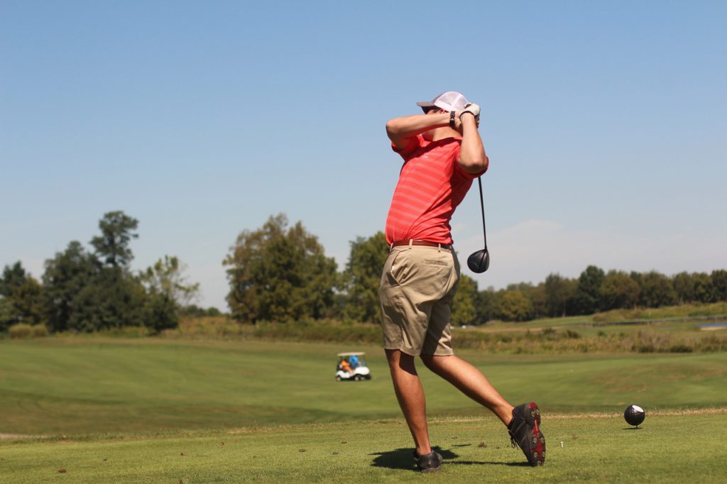 Jak na lepší golfový odpal: Tipy a doporučení